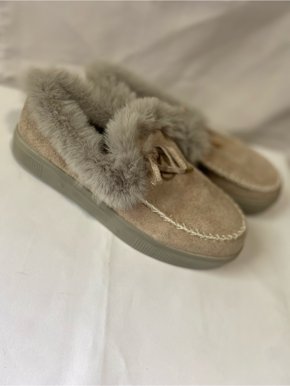 Plush Suede Slip-On Moccasin Flats with Faux Fur Trim - Taupe- NWOB